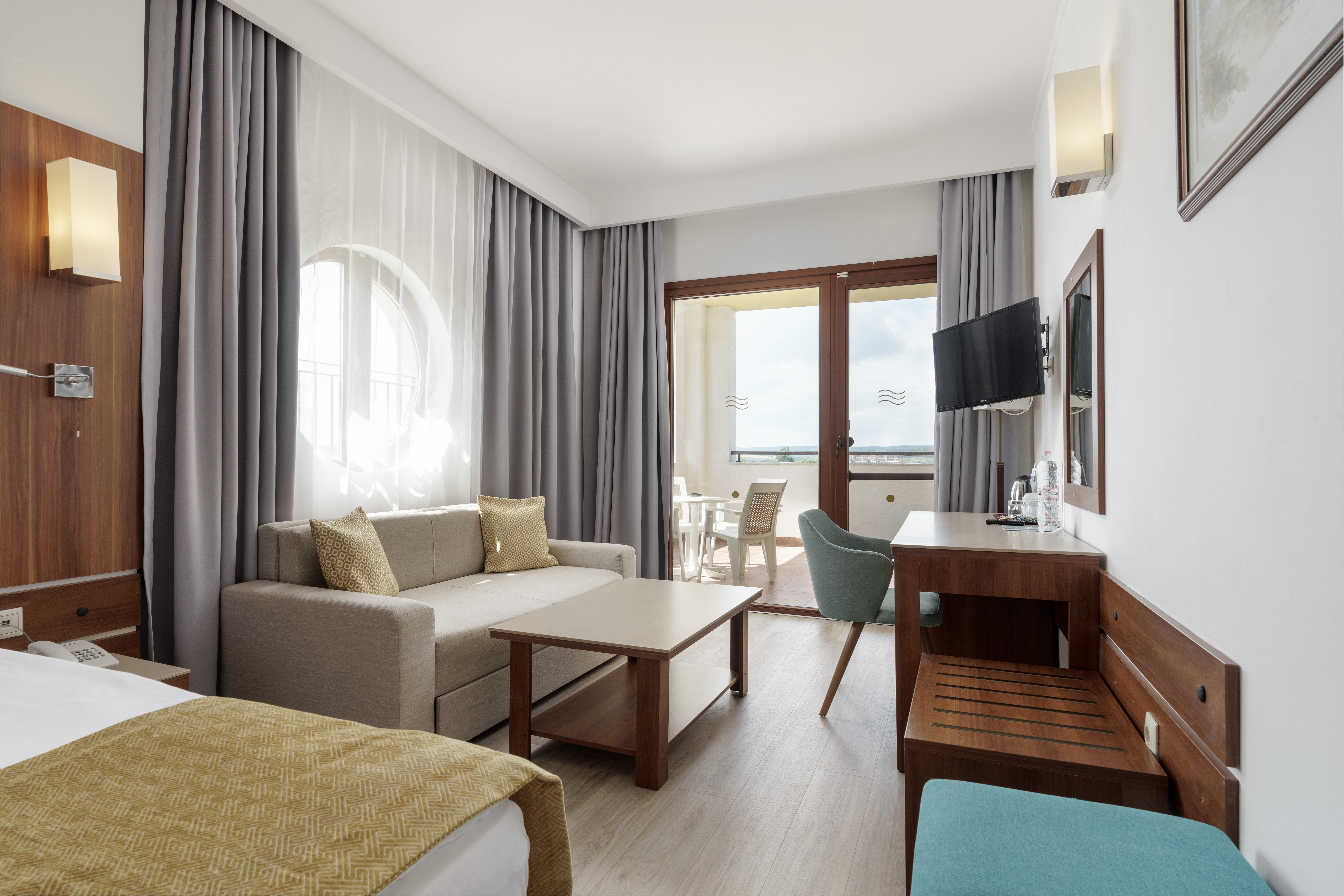 Hotel Alua Helios Bay à Obzor Extérieur photo