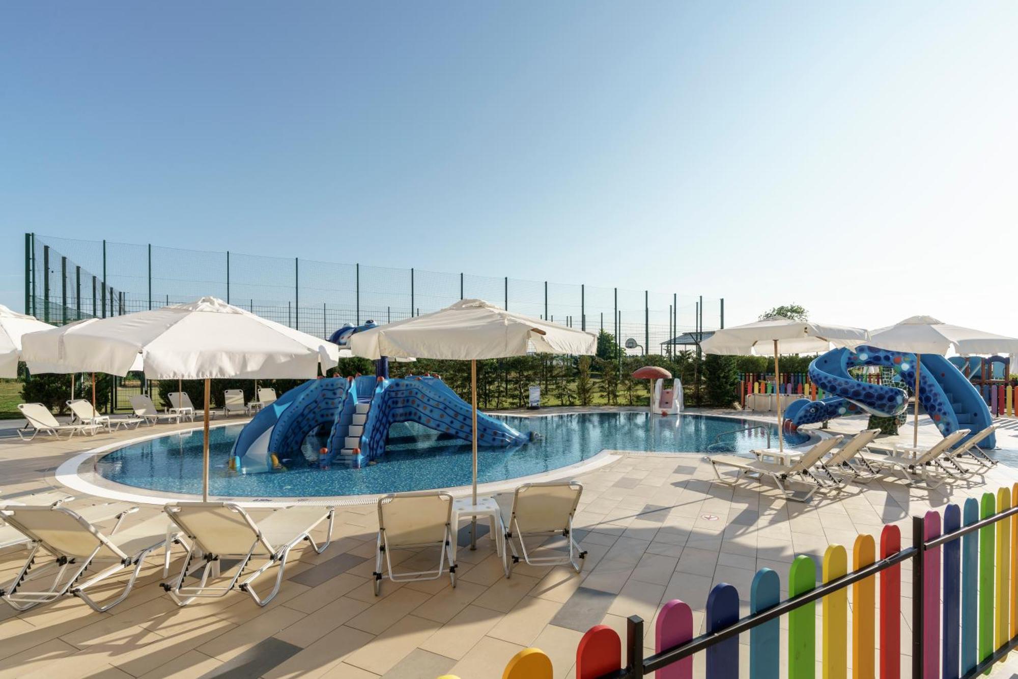 Hotel Alua Helios Bay à Obzor Extérieur photo