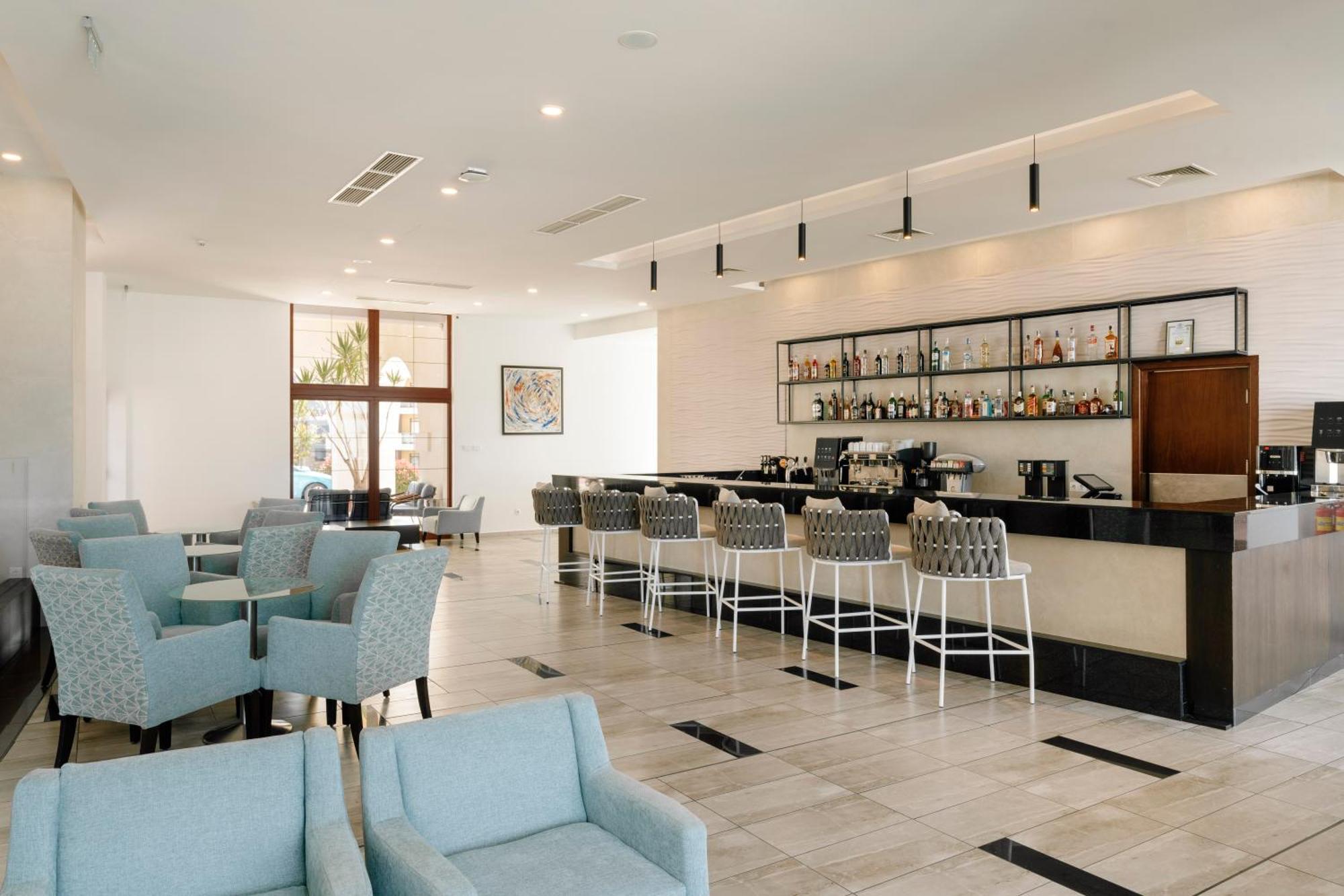 Hotel Alua Helios Bay à Obzor Extérieur photo