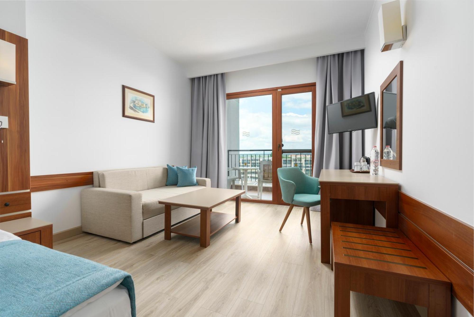 Hotel Alua Helios Bay à Obzor Extérieur photo