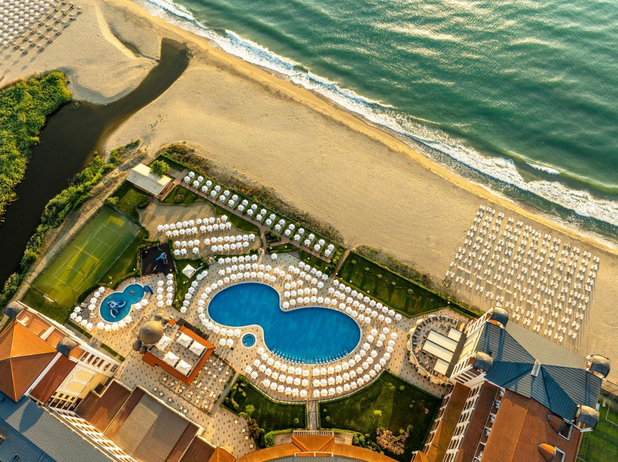 Hotel Alua Helios Bay à Obzor Extérieur photo