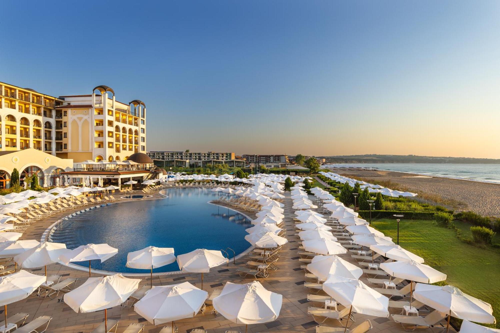 Hotel Alua Helios Bay à Obzor Extérieur photo